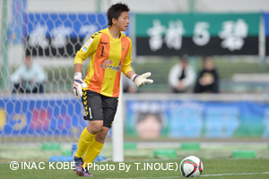 試合中の海堀 あゆみ選手