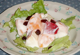 柿のヨーグルトサラダ