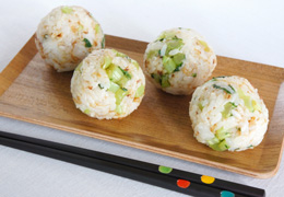 大根葉とおかかのおにぎり
