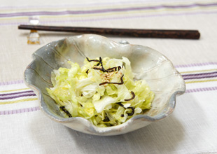 レタスと塩昆布のナムル