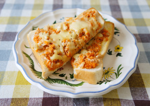にんじんとツナのチーズトースト